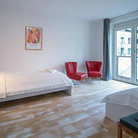 Apartment 8 Min Per U-bahn Zum Marienplatz - 120 Qm Schwabing - 3 Sz - 2 Baeder - 9 Personen *