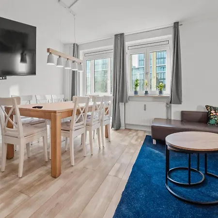 Apartment 8 Min Per U-bahn Zum Marienplatz - 120 Qm Schwabing - 3 Sz - 2 Baeder - 9 Personen Munich