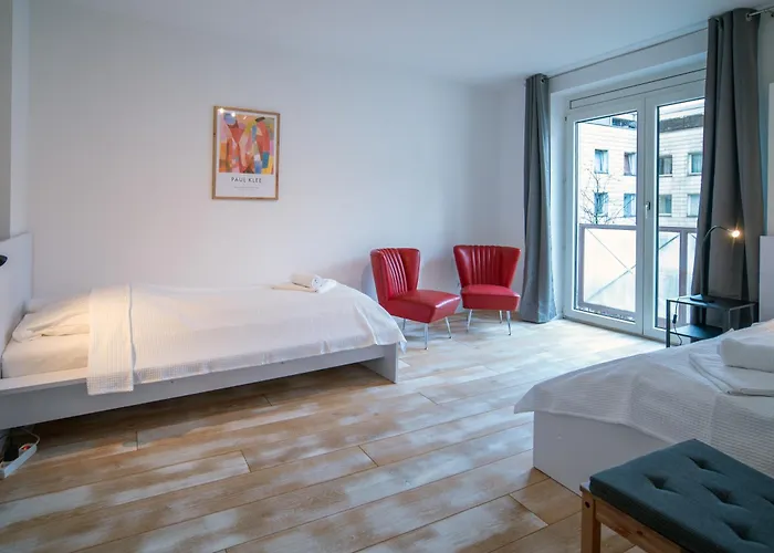 Appartement 8 Min Per U-bahn Zum Marienplatz - 120 Qm Schwabing - 3 Sz - 2 Baeder - 9 Personen *