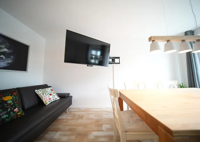 Appartement 8 Min Per U-bahn Zum Marienplatz - 120 Qm Schwabing - 3 Sz - 2 Baeder - 9 Personen München
