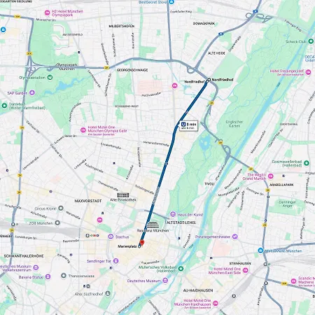 8 Min Per U-bahn Zum Marienplatz - 120 Qm Schwabing - 3 Sz - 2 Baeder - 9 Personen Apartment München