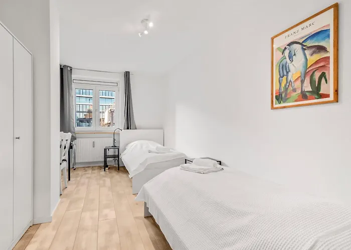 公寓 8 Min Per U-bahn Zum Marienplatz - 120 Qm Schwabing - 3 Sz - 2 Baeder - 9 Personen *